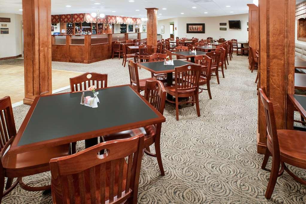 Clarion Hotel & Suites Convention Center Fredericksburg Restaurang bild
